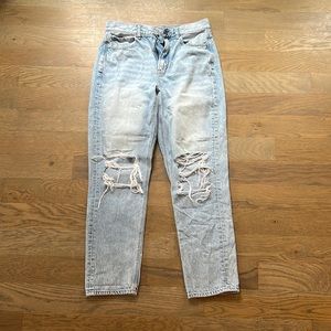 American eagle mom jean